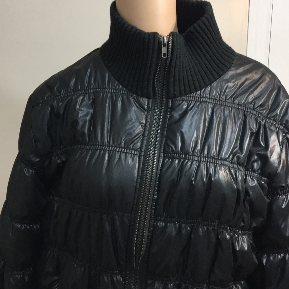 Forever 21 Puffer Jacket - Preowned
